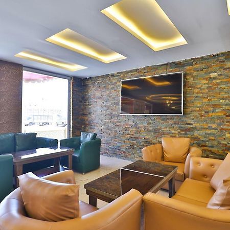Esfrine Hotel Apartment Табук Экстерьер фото